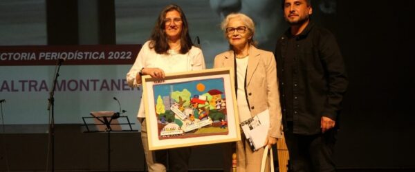 Lidia Baltra recibió el año 2022 el premio a la “Trayectoria en periodismo, memoria y derechos humanos”, que cada año entrega el Colegio de Periodistas y el Museo de la Memoria.